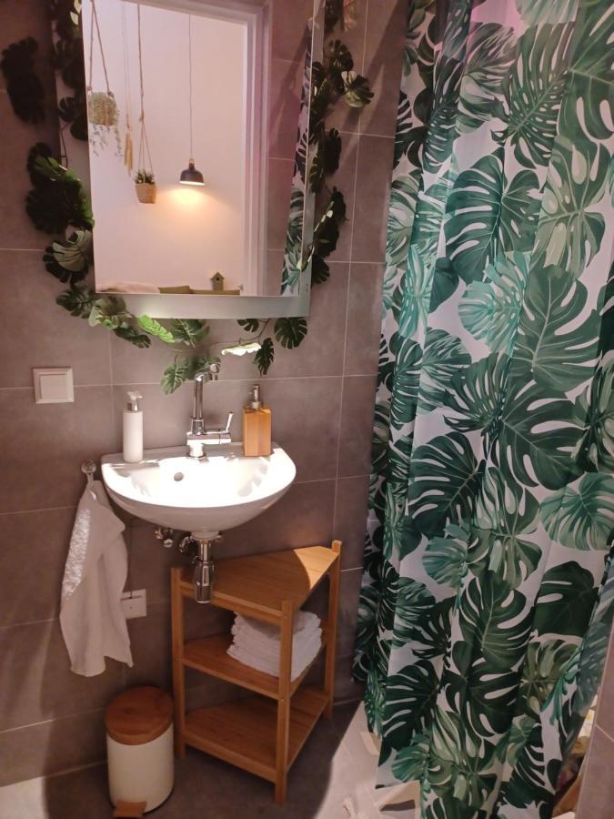 75m2 Indoor Glamping Scheveningen *