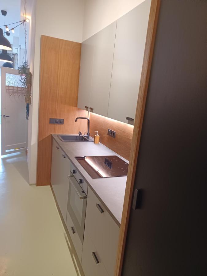 75m2 Indoor Glamping Scheveningen